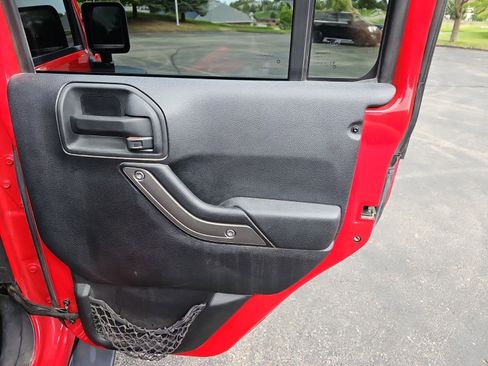 Used 2016 Jeep Wrangler Unlimited Sport w/ Quick Order Package 24S AWD/4WD image 17