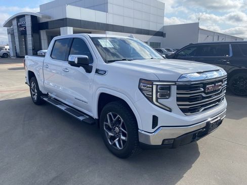 Used 2022 GMC Sierra 1500 SLT image 7