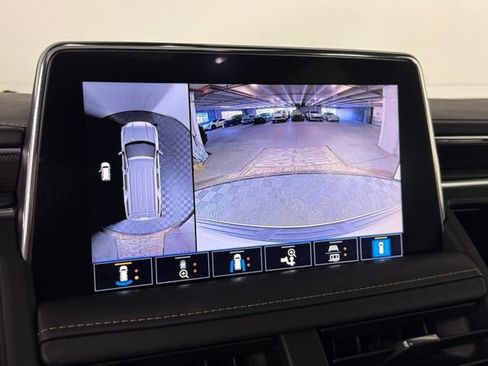 Used 2021 GMC Yukon AT4 w/ AT4 Premium Package AWD/4WD image 27