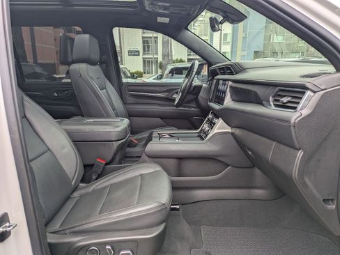 Used 2021 GMC Yukon Denali w/ Denali Ultimate Package image 30