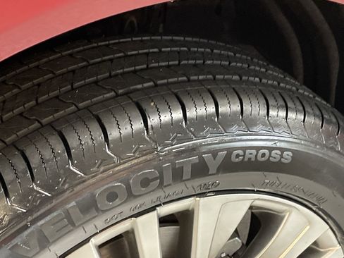 Certified 2021 Toyota Venza Limited w/ Advanced Technology Package image 12