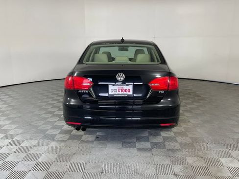 Used 2013 Volkswagen Jetta TDI FWD image 16