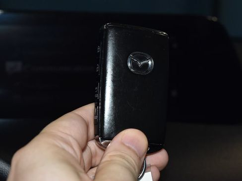 Used 2025 MAZDA MAZDA3 s FWD image 17