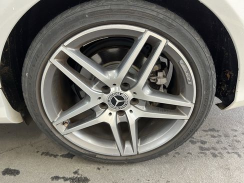 Used 2017 Mercedes-Benz E 400 4MATIC Coupe image 13