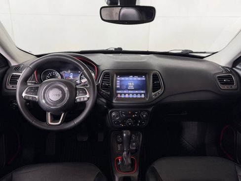 Used 2021 Jeep Compass Trailhawk image 14