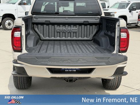 New 2026 GMC Canyon Elevation AWD/4WD image 5