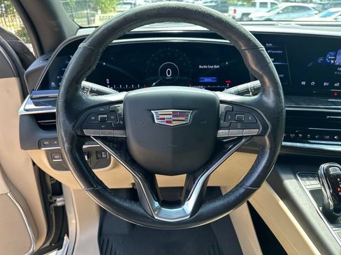 Used 2023 Cadillac Escalade ESV Premium Luxury w/ Performance Package AWD/4WD image 21