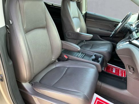 Used 2018 Honda Odyssey EX-L image 24