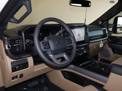 New 2026 Ford F350 Lariat w/ Black Appearance Package AWD/4WD image 21