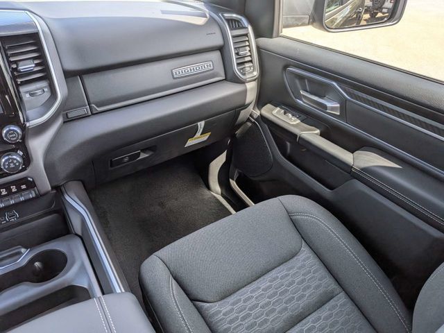 New 2026 RAM 1500 4x4 Crew Cab image 16