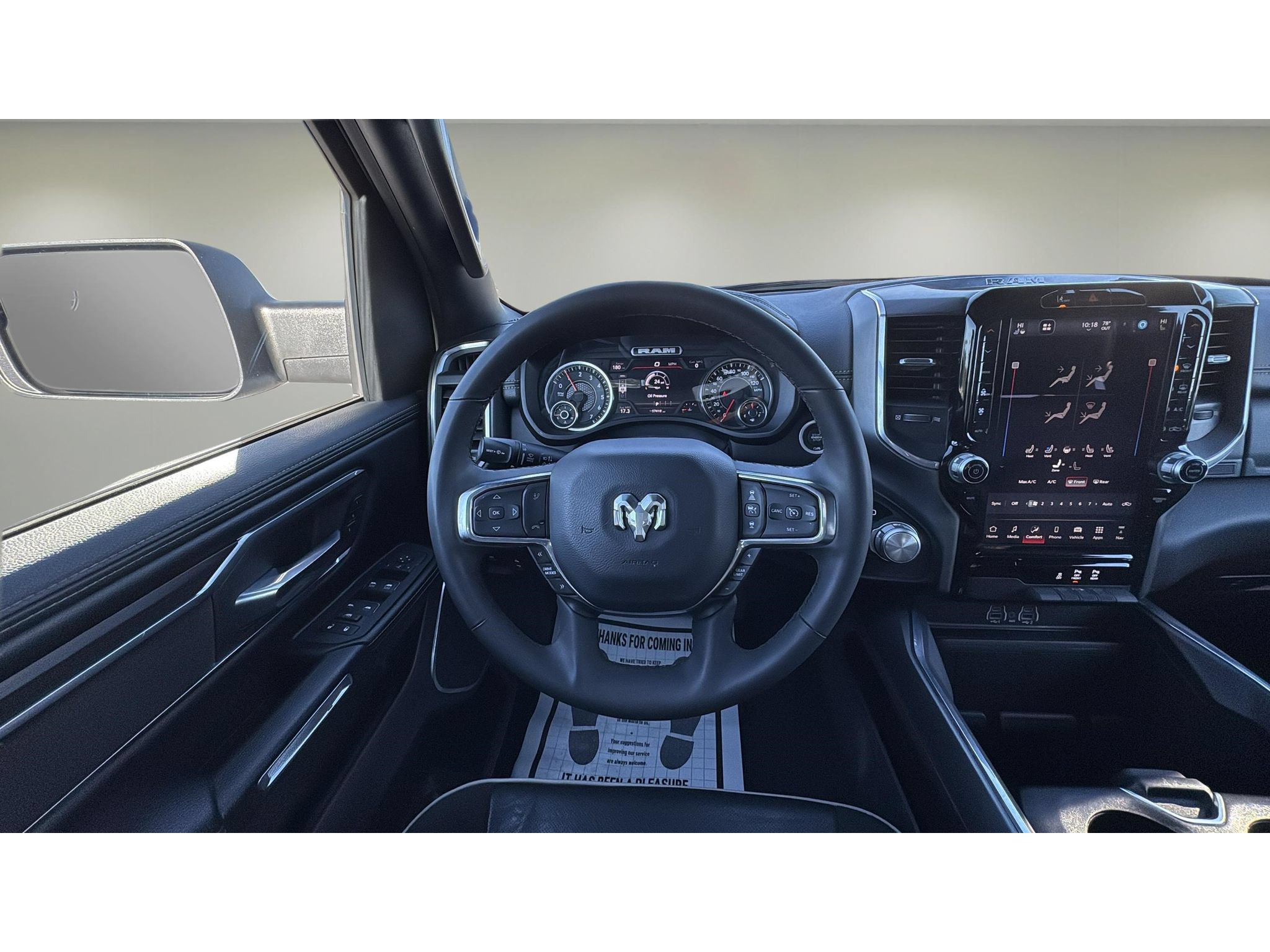 Used 2025 RAM 1500 Laramie AWD/4WD image 11