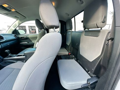 Used 2021 Toyota Tacoma SR5 image 25