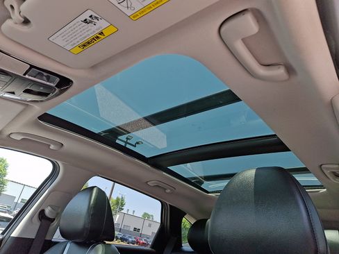 Used 2023 Hyundai Tucson Limited AWD/4WD image 14