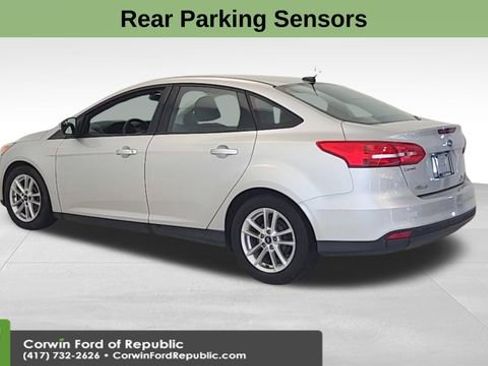Used 2016 Ford Focus SE image 5