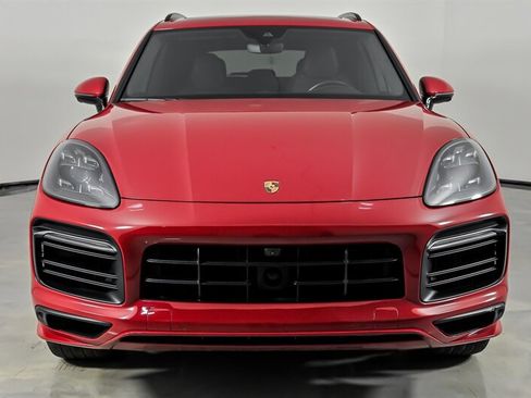 Used 2023 Porsche Cayenne GTS AWD/4WD image 4