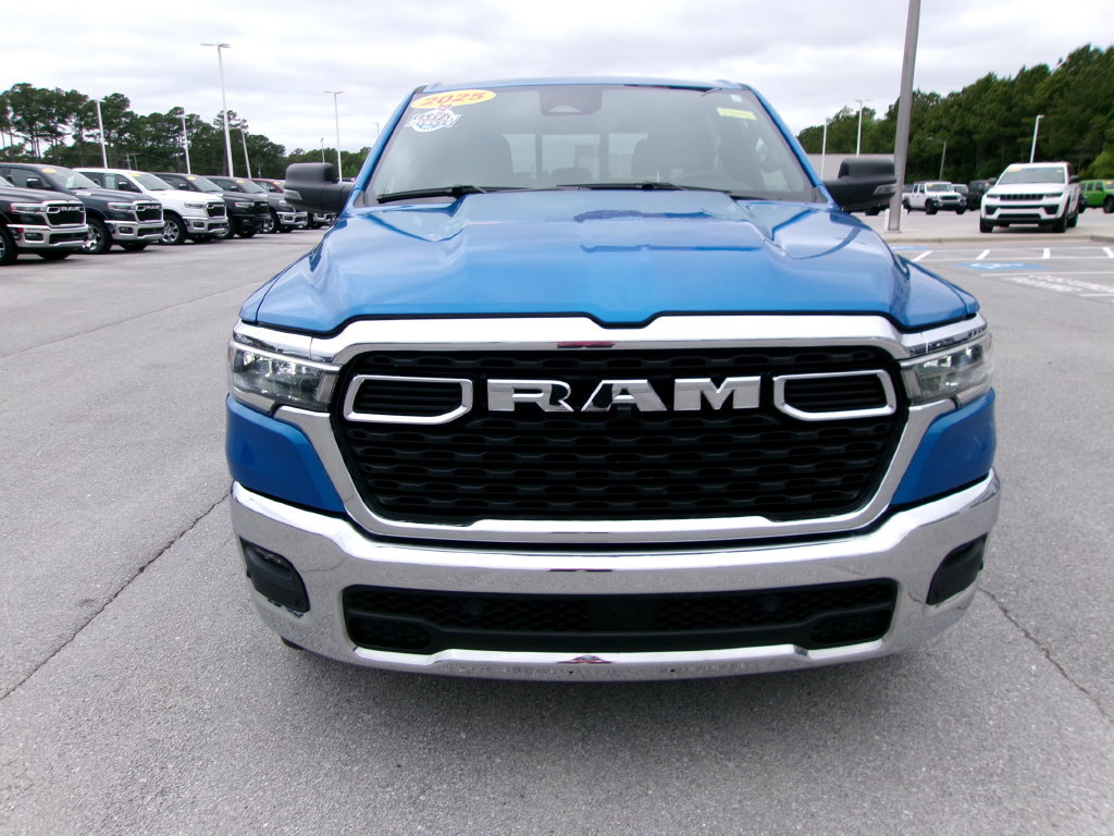 Used 2025 RAM 1500 Big Horn AWD/4WD image 5