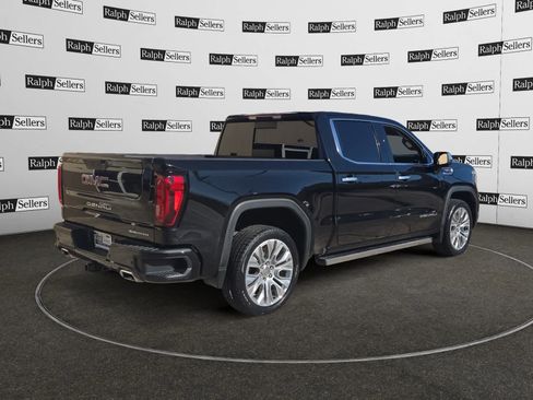 Used 2022 GMC Sierra 1500 Denali w/ Denali Premium Package image 5