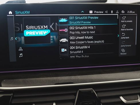 Used 2023 BMW 530e xDrive w/ Premium Package image 23