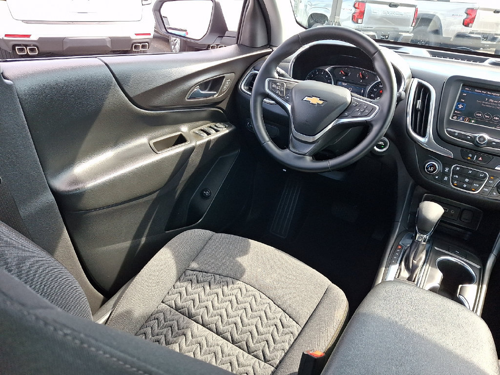 Used 2023 Chevrolet Equinox LT AWD/4WD image 15