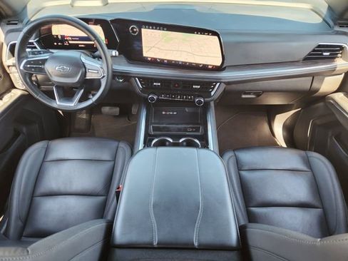 Used 2025 Chevrolet Tahoe Z71 image 18