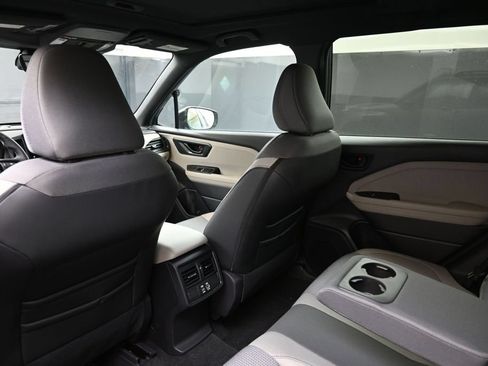 New 2026 Subaru Forester Premium AWD/4WD image 19