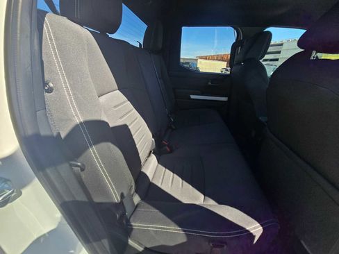 Used 2024 Toyota Tacoma TRD Sport image 14