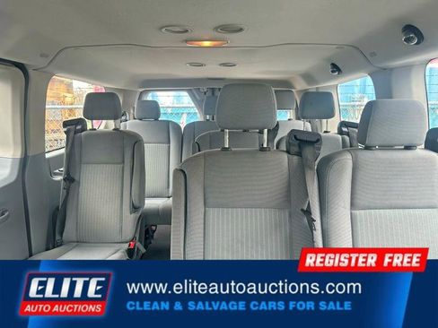 Used 2016 Ford Transit 150 XLT image 17