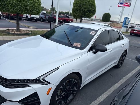 Used 2023 Kia K5 GT-Line w/ GT-Line Premium Package image 3