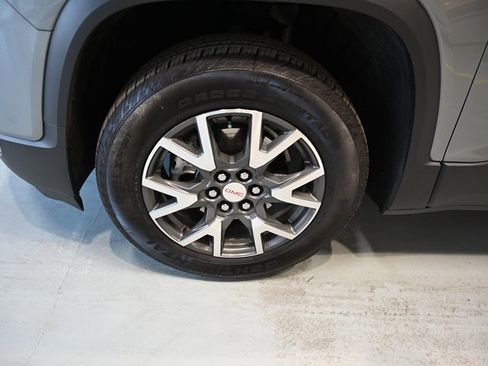 Used 2023 GMC Acadia SLE w/ Driver Convenience Package image 28