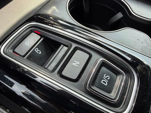 Used 2023 Honda Pilot Sport image 5