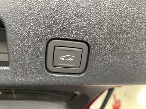 New 2026 GMC Acadia AT4 image 10