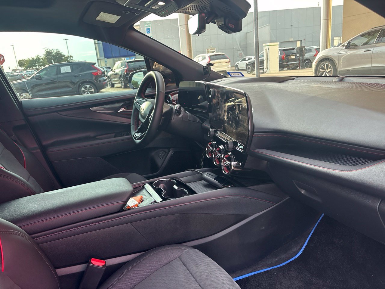 Used 2025 Chevrolet Blazer EV RS RWD image 14
