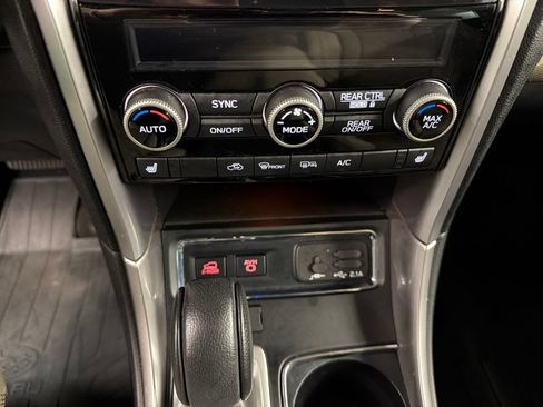 Used 2020 Subaru Ascent Premium w/ Sport Package AWD/4WD image 13