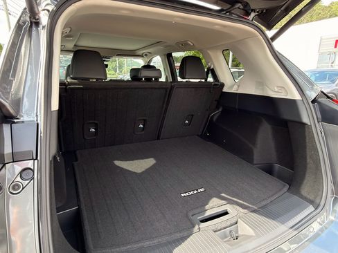 New 2026 Nissan Rogue SV FWD image 24