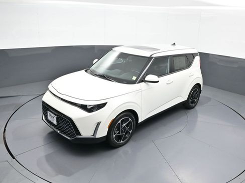 Used 2023 Kia Soul EX FWD image 34