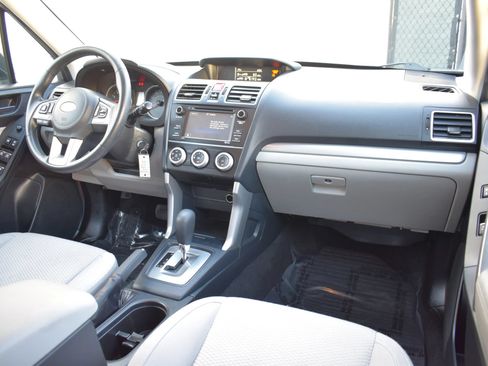 Used 2018 Subaru Forester 2.5i w/ Alloy Wheel Package AWD/4WD image 13