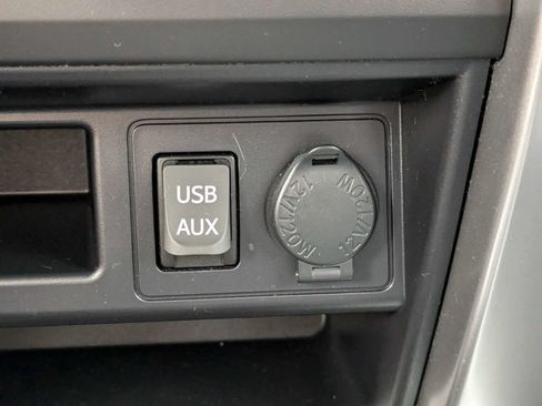 Used 2018 Toyota 4Runner SR5 Premium AWD/4WD image 24