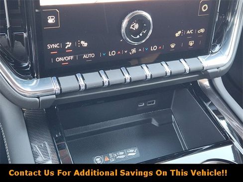 New 2026 GMC Yukon Elevation image 14