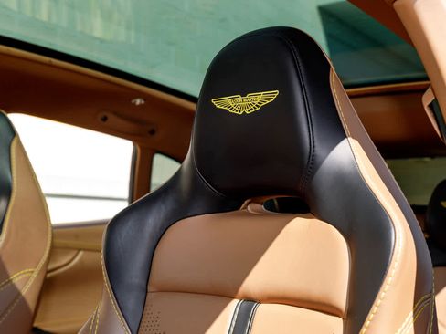 Used 2023 Aston Martin DBX 707 image 5