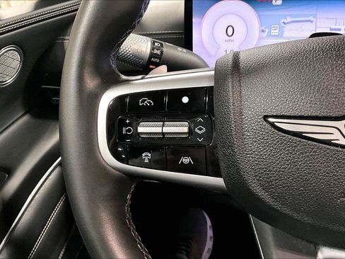 Used 2025 Genesis GV80 2.5T Standard AWD/4WD image 19
