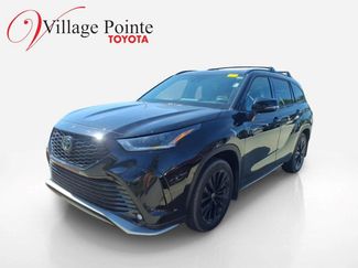 Used 2023 Toyota Highlander XSE AWD/4WD video 1