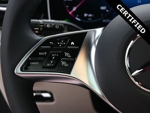 New 2026 Mercedes-Benz GLC 300 image 2