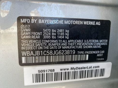 Used 2018 BMW 530e xDrive 530e xDrive iPerformance image 32