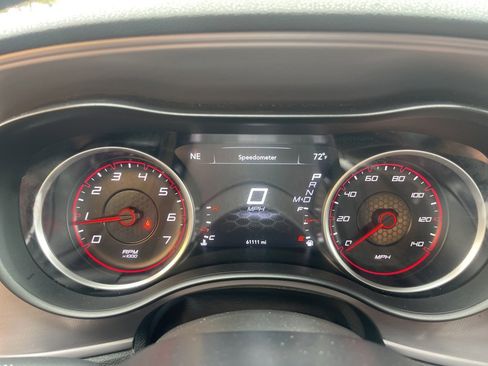 Used 2023 Dodge Charger SXT image 11