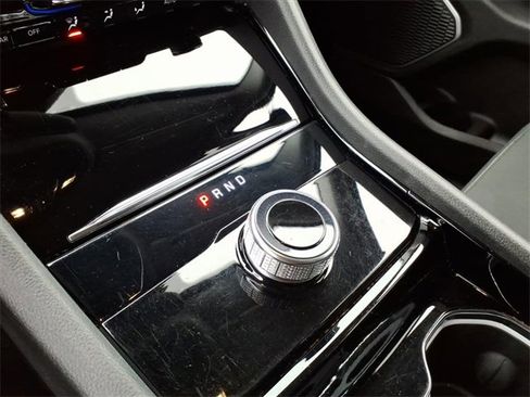 Used 2022 Jeep Grand Cherokee Laredo w/ Luxury Tech Group I image 22