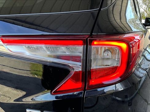 Used 2024 Acura RDX SH-AWD image 41