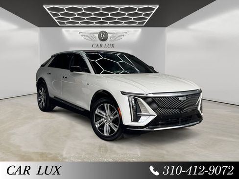 Used 2024 Cadillac Lyriq Tech RWD image 7