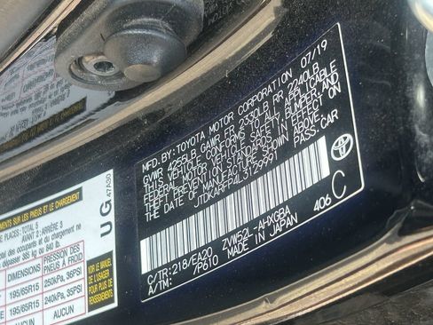 Used 2020 Toyota Prius Prime Limited w/ Carpet Mat Package FWD image 13