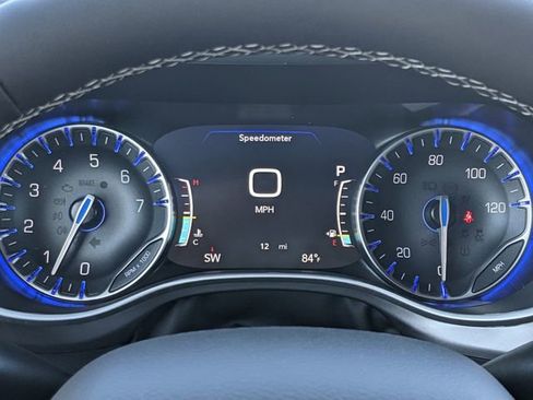 New 2026 Chrysler Pacifica Select FWD image 21
