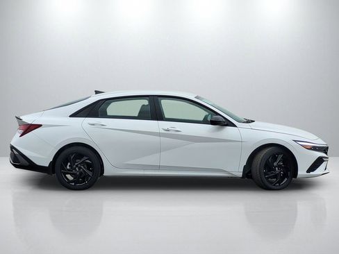 New 2026 Hyundai Elantra Sport FWD image 3